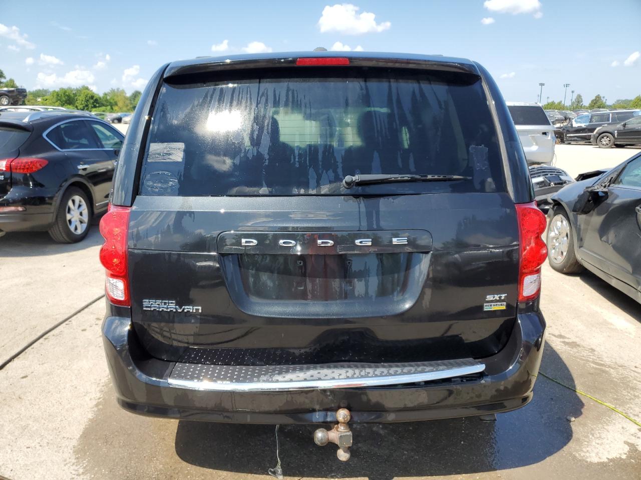 2C4RDGCG1HR573942 2017 Dodge Grand Caravan Sxt