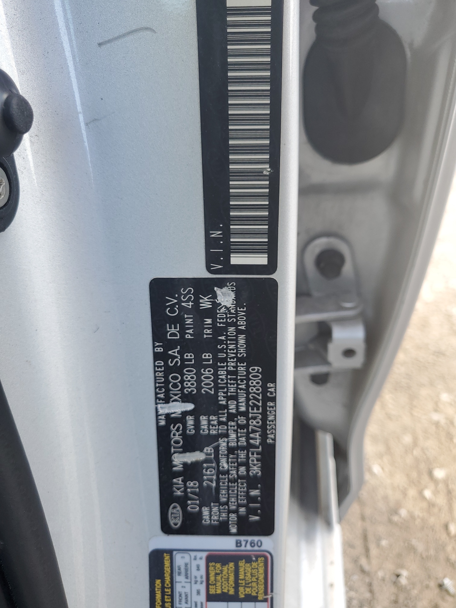 3KPFL4A78JE228809 2018 Kia Forte Lx