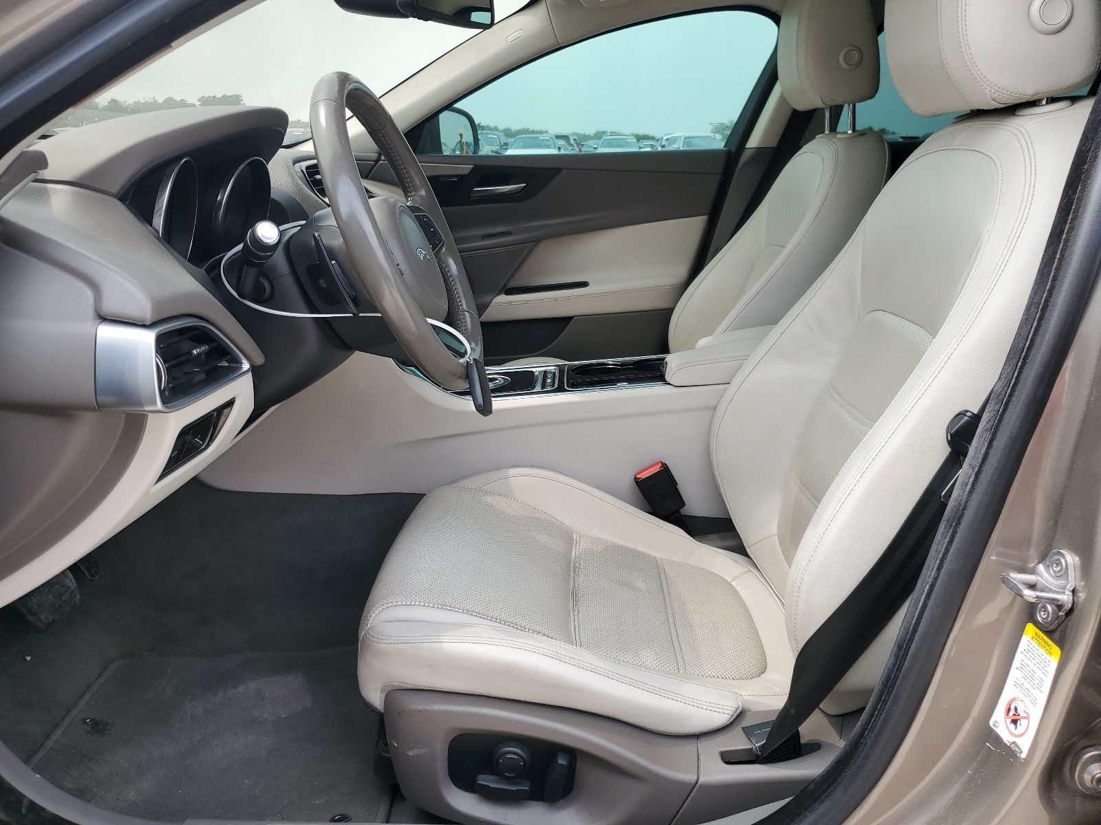 SAJAE4BG4HA963756 2017 Jaguar Xe Prestige