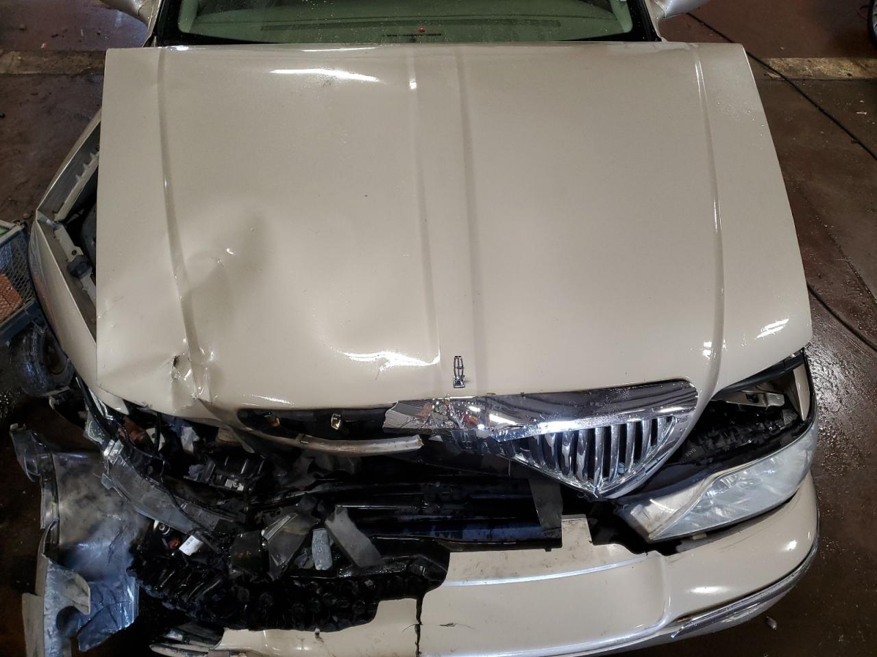 2006 Lincoln Town Car Signature Limited VIN: 1LNHM82V96Y614940 Lot: 57276584