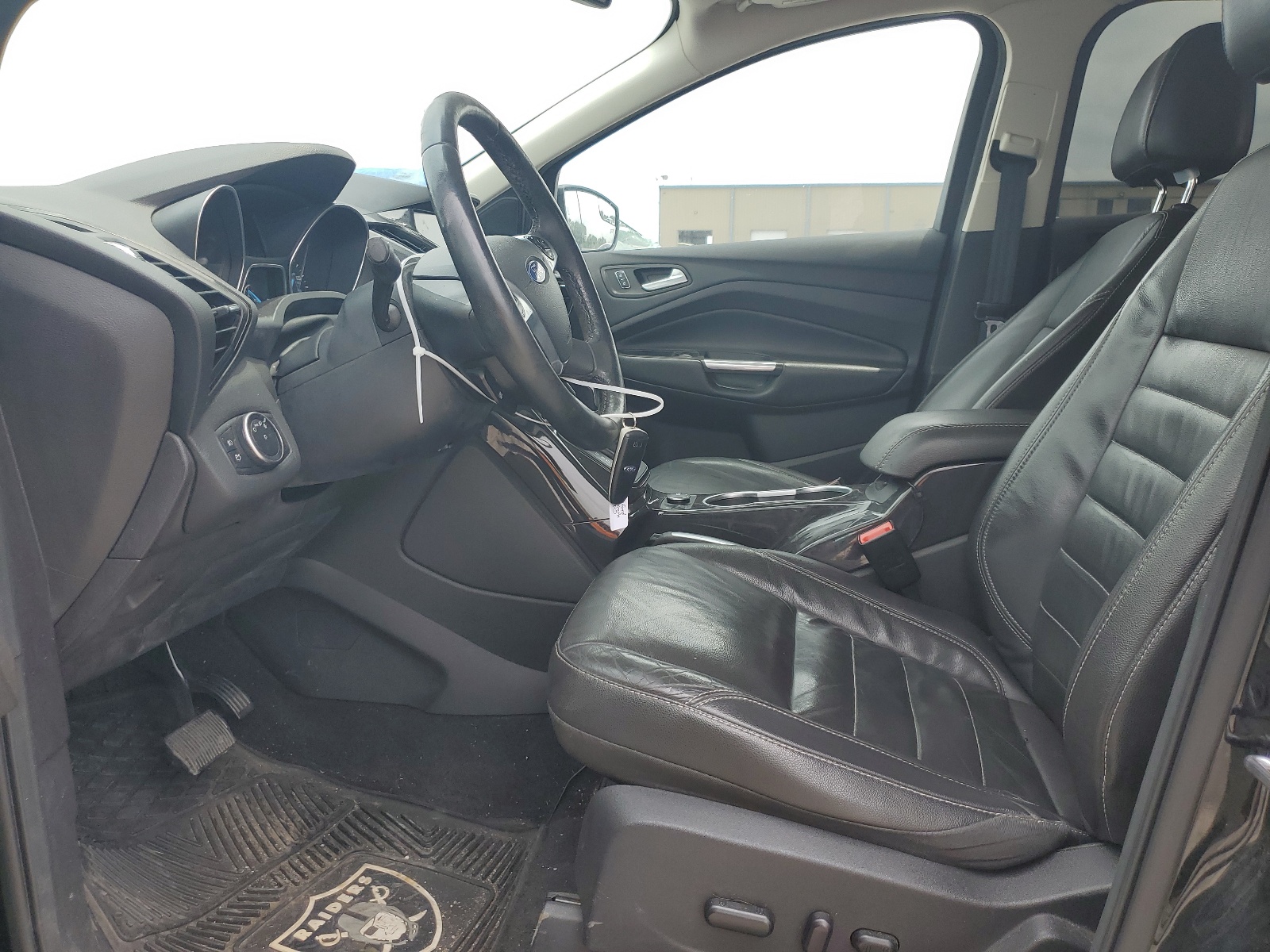 1FMCU0JX0GUB09201 2016 Ford Escape Titanium