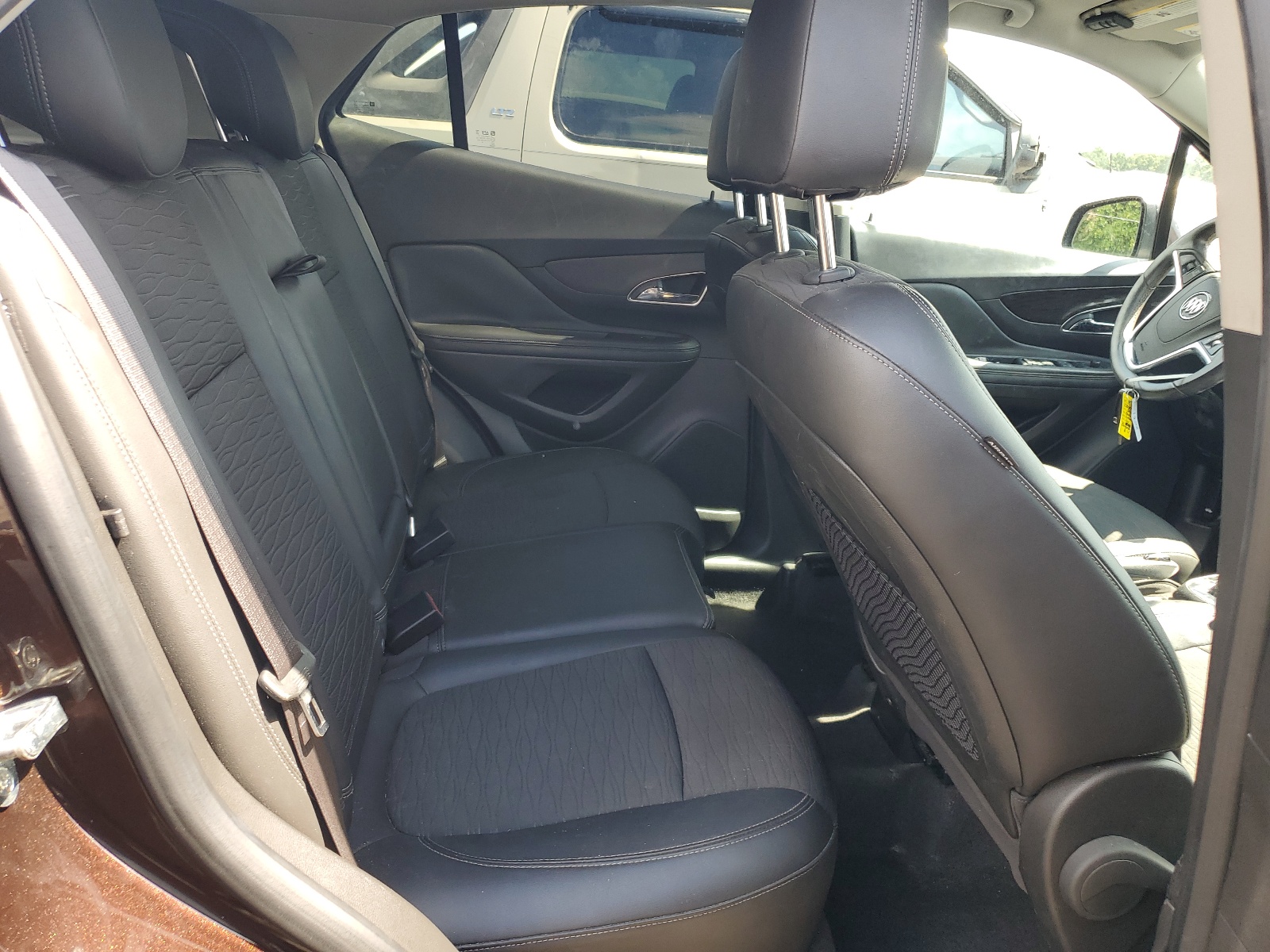 KL4CJASB2GB663500 2016 Buick Encore