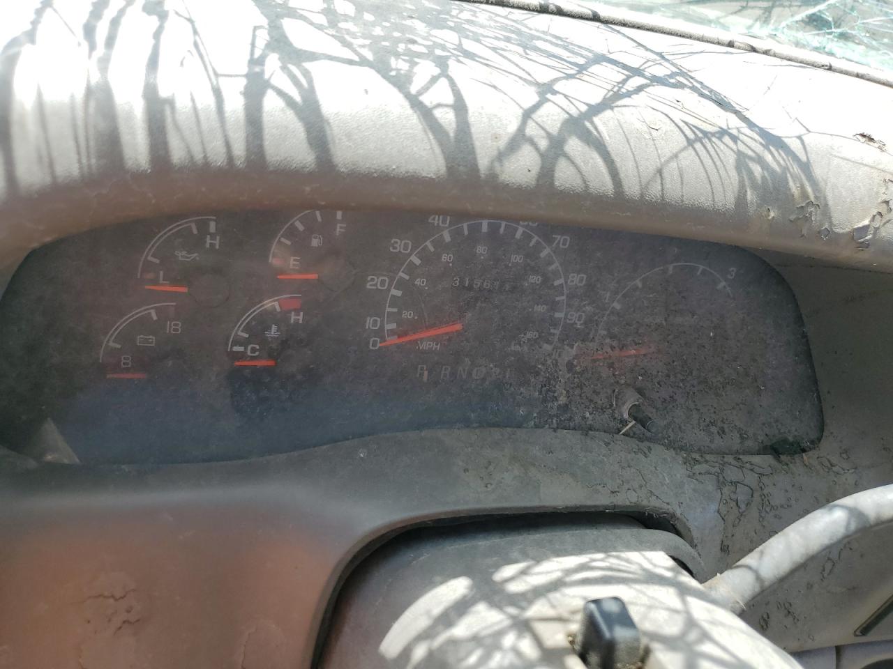 2000 Ford F350 - Image 9