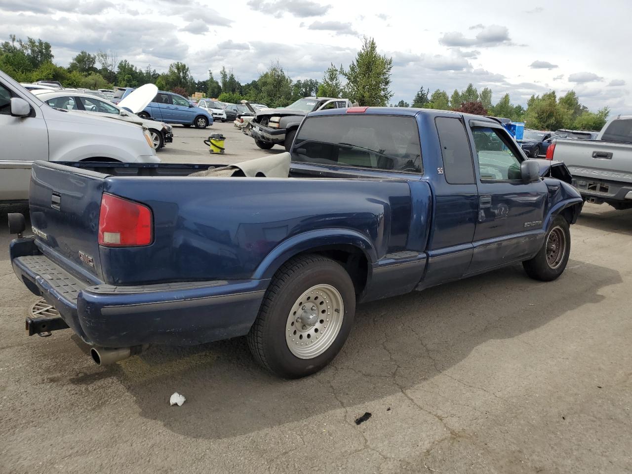 1998 GMC Sonoma - Image 3