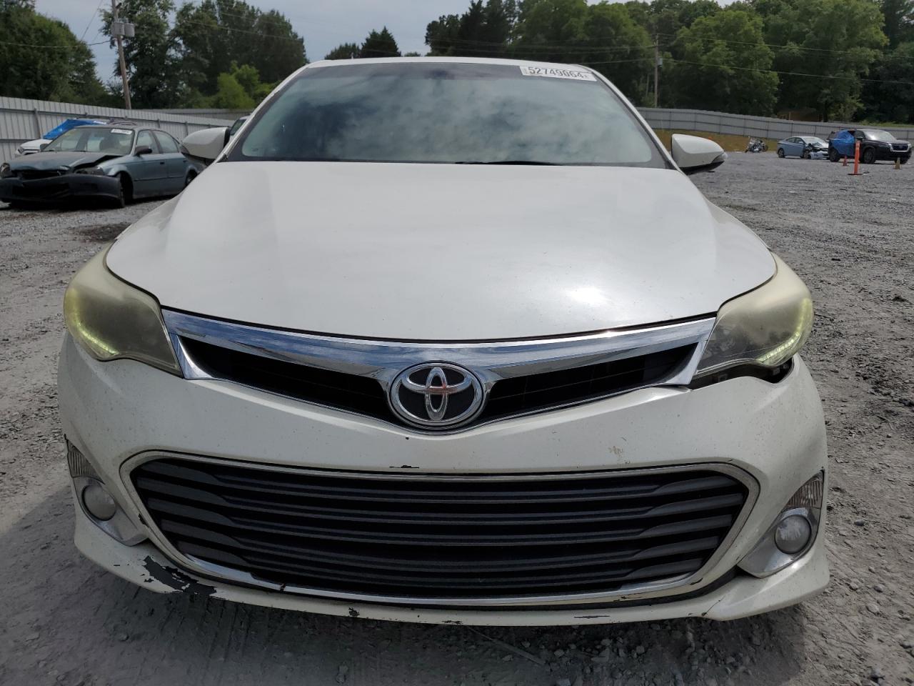 2013 Toyota Avalon - Image 5
