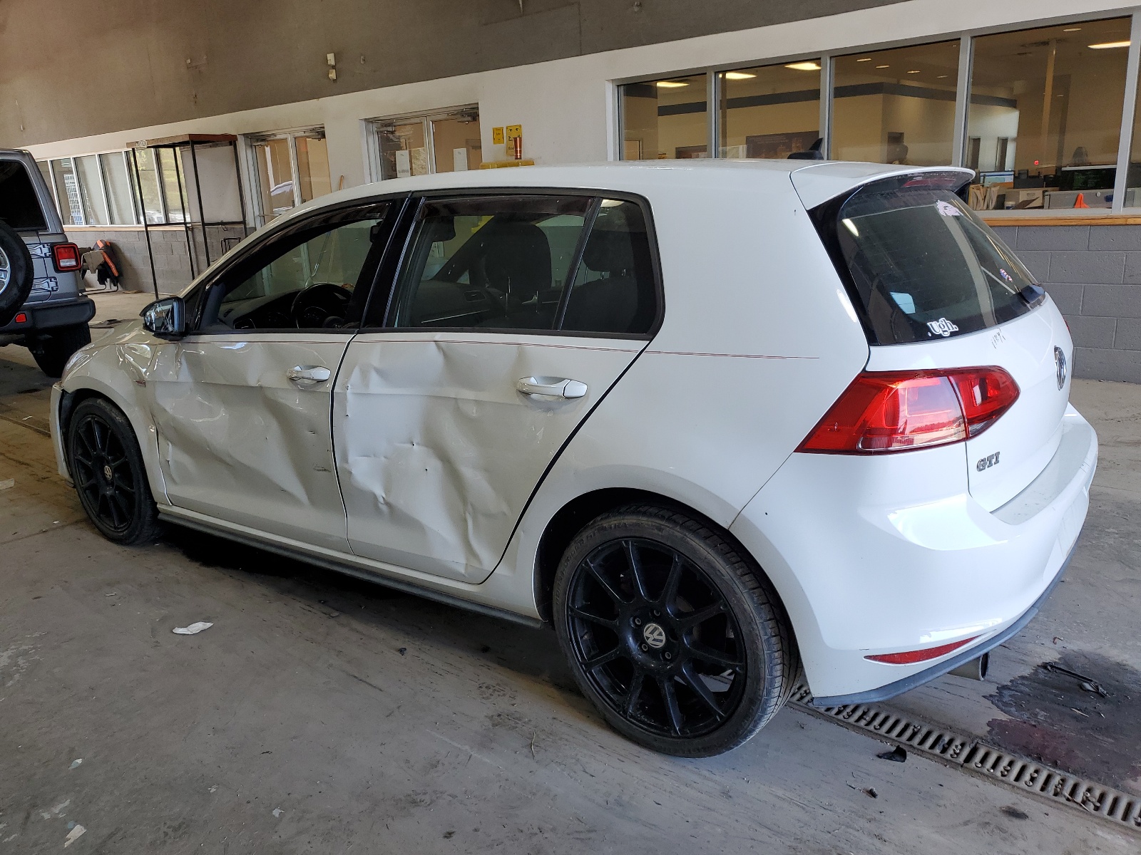 2017 Volkswagen Gti S vin: 3VW5T7AU8HM028920