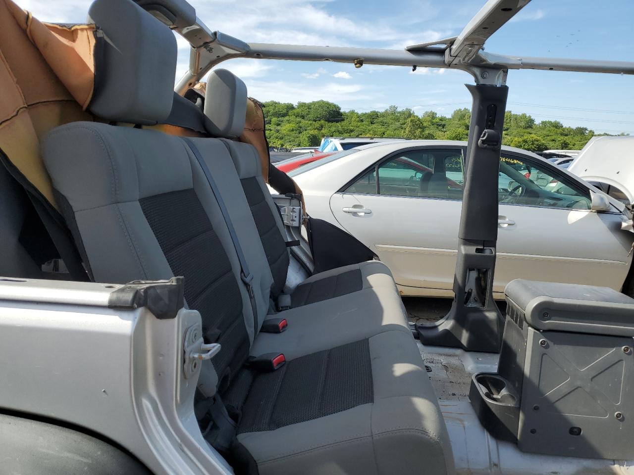 2008 Jeep Wrangler Unlimited X VIN: 1J4GB39148L654803 Lot: 58262884