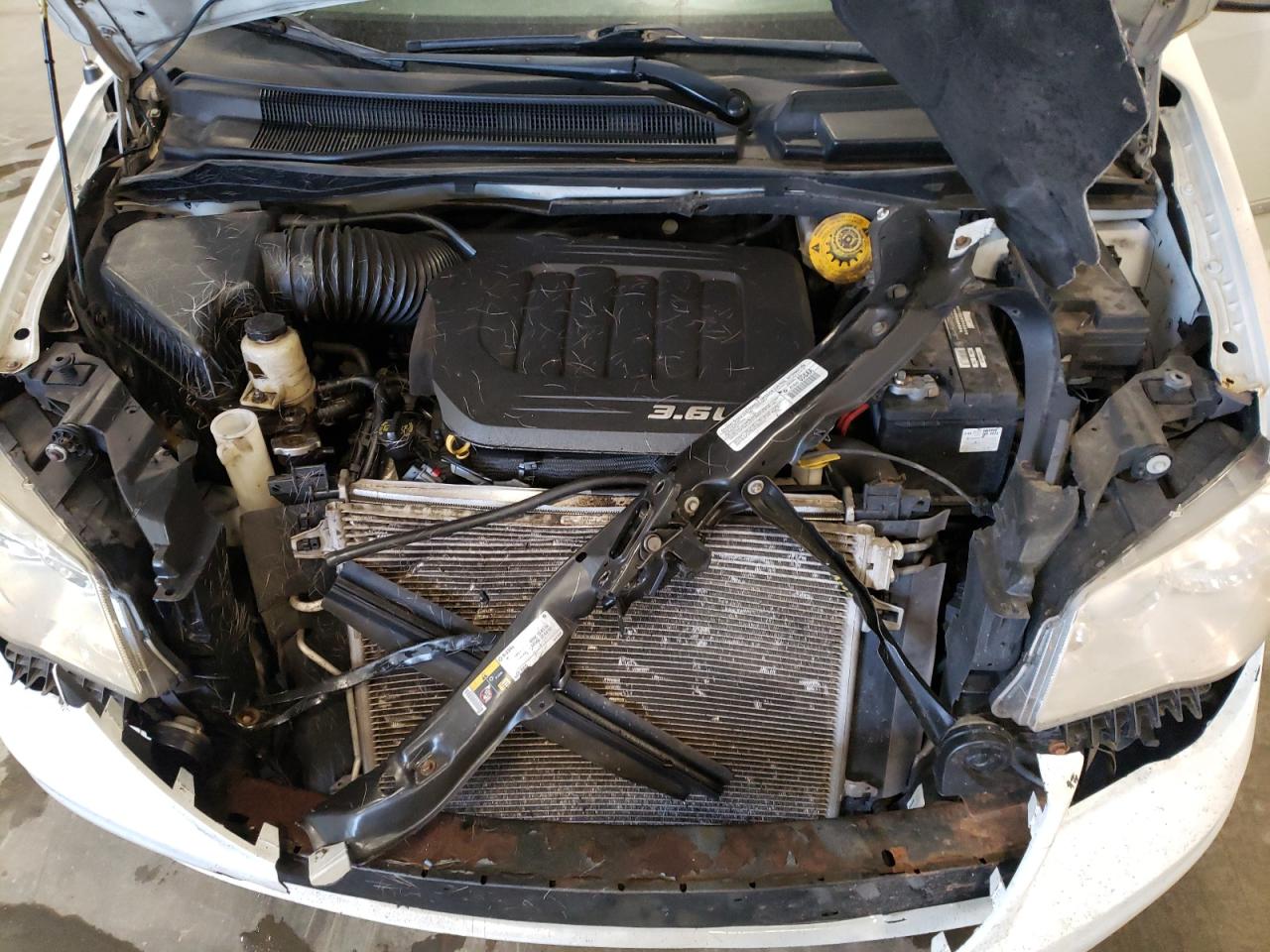 2014 Chrysler Town & Country Touring VIN: 2C4RC1BG8ER400402 Lot: 58683064