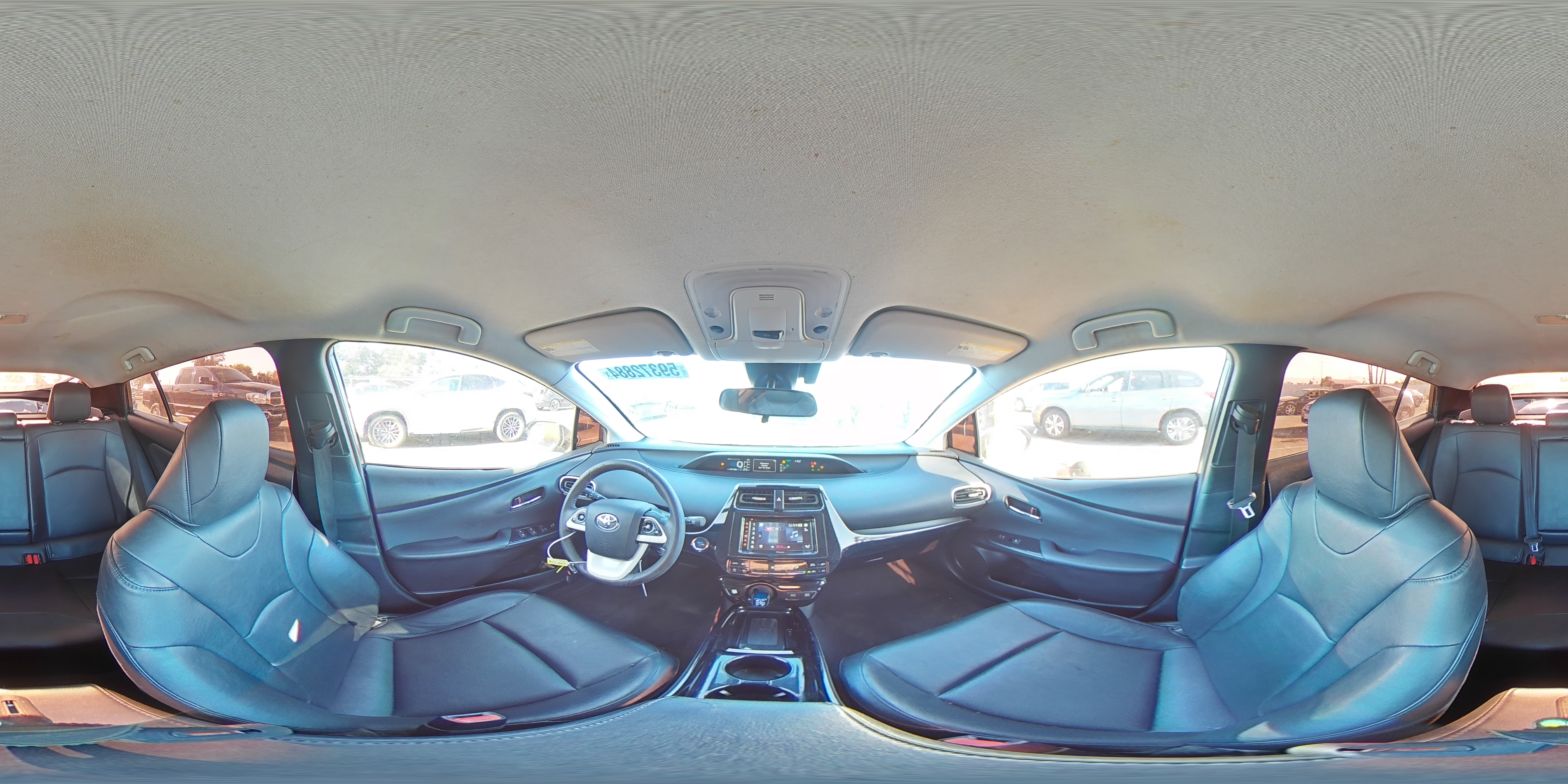 2017 Toyota Prius - Image 12