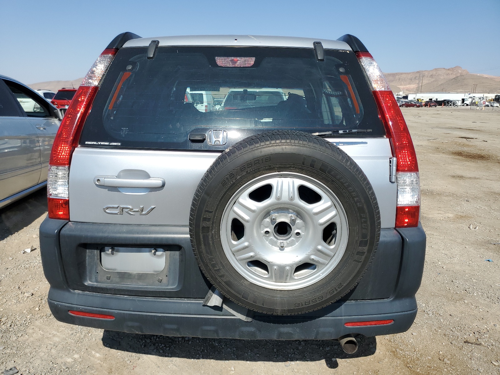 JHLRD78505C006328 2005 Honda Cr-V Lx