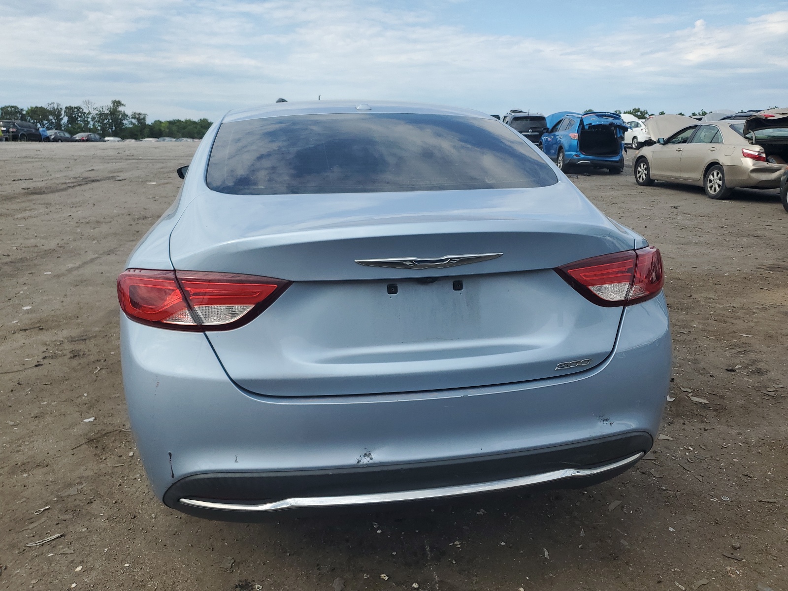 1C3CCCAB2FN688623 2015 Chrysler 200 Limited