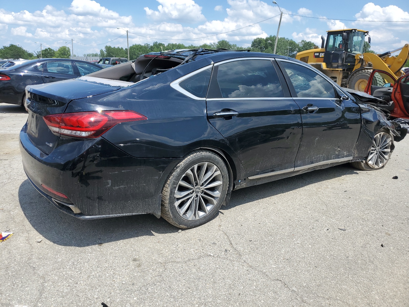 KMHGN4JE5GU126256 2016 Hyundai Genesis 3.8L