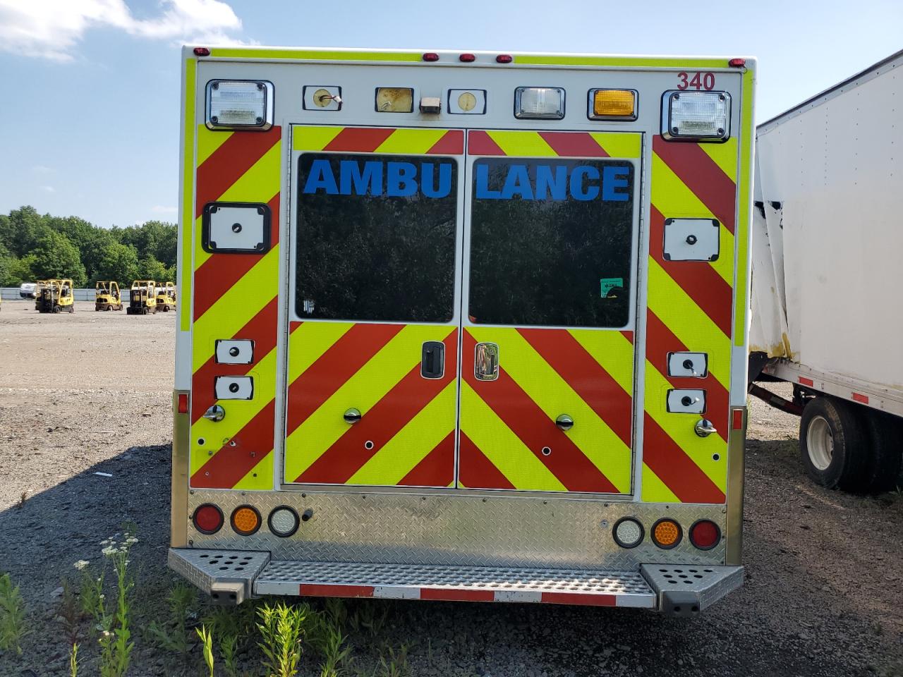 2015 Ford Econoline E450 Super Duty Cutaway Van VIN: 1FDXE4FSXFDA28479 Lot: 59903354