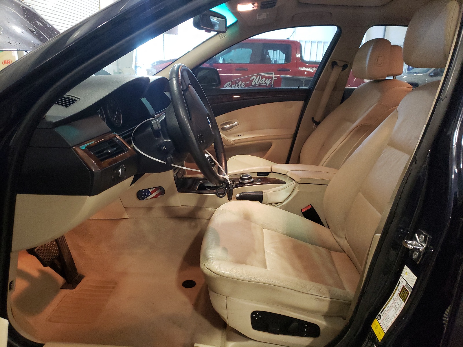 WBANU53548CT16474 2008 BMW 528 I