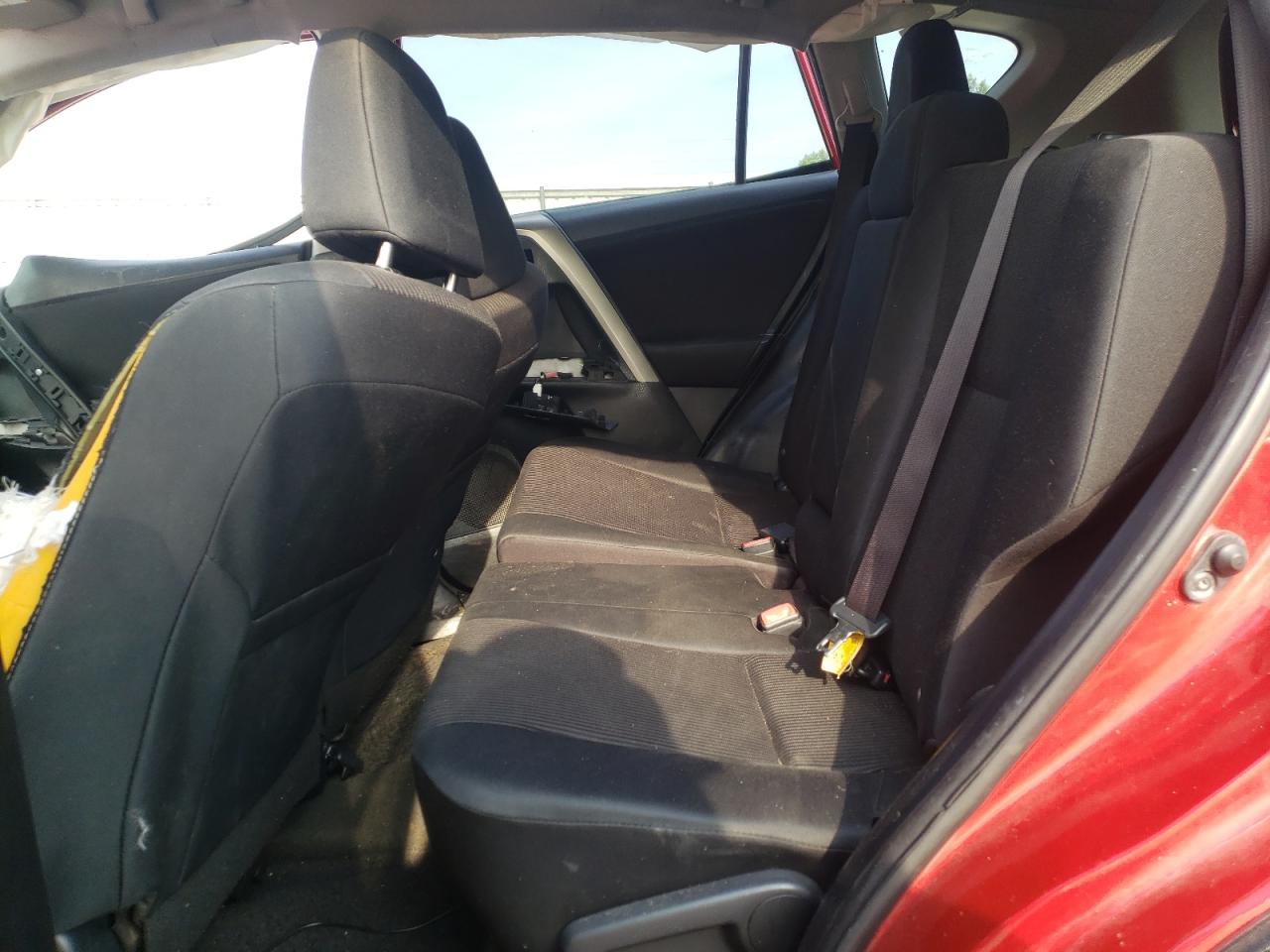 2015 Toyota Rav4 Le VIN: JTMBFREV8FJ047912 Lot: 58108984