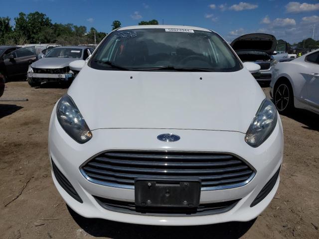  FORD FIESTA 2018 Белый