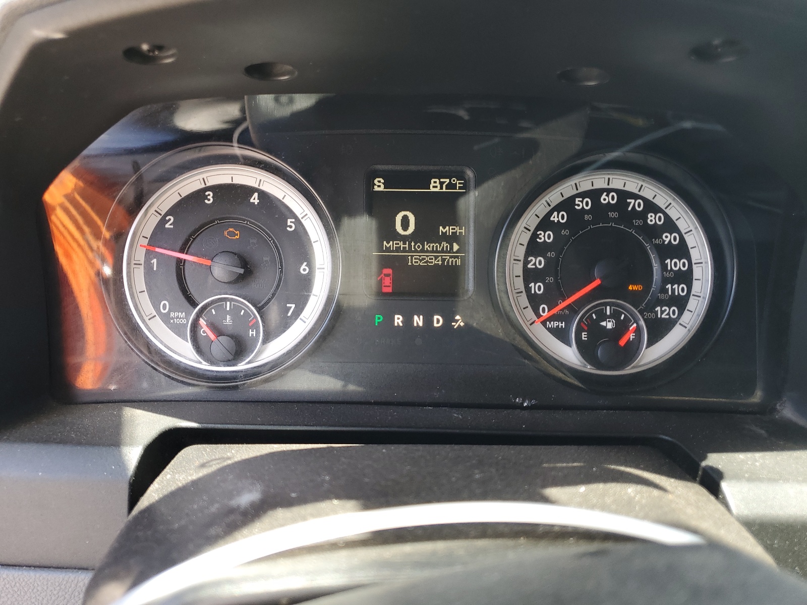 1C6RR7GT7FS531027 2015 Ram 1500 Slt