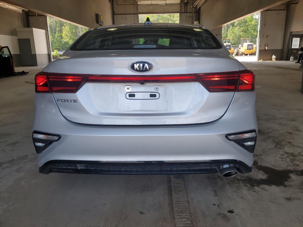 3KPF24AD5ME307772 2021 Kia Forte Fe