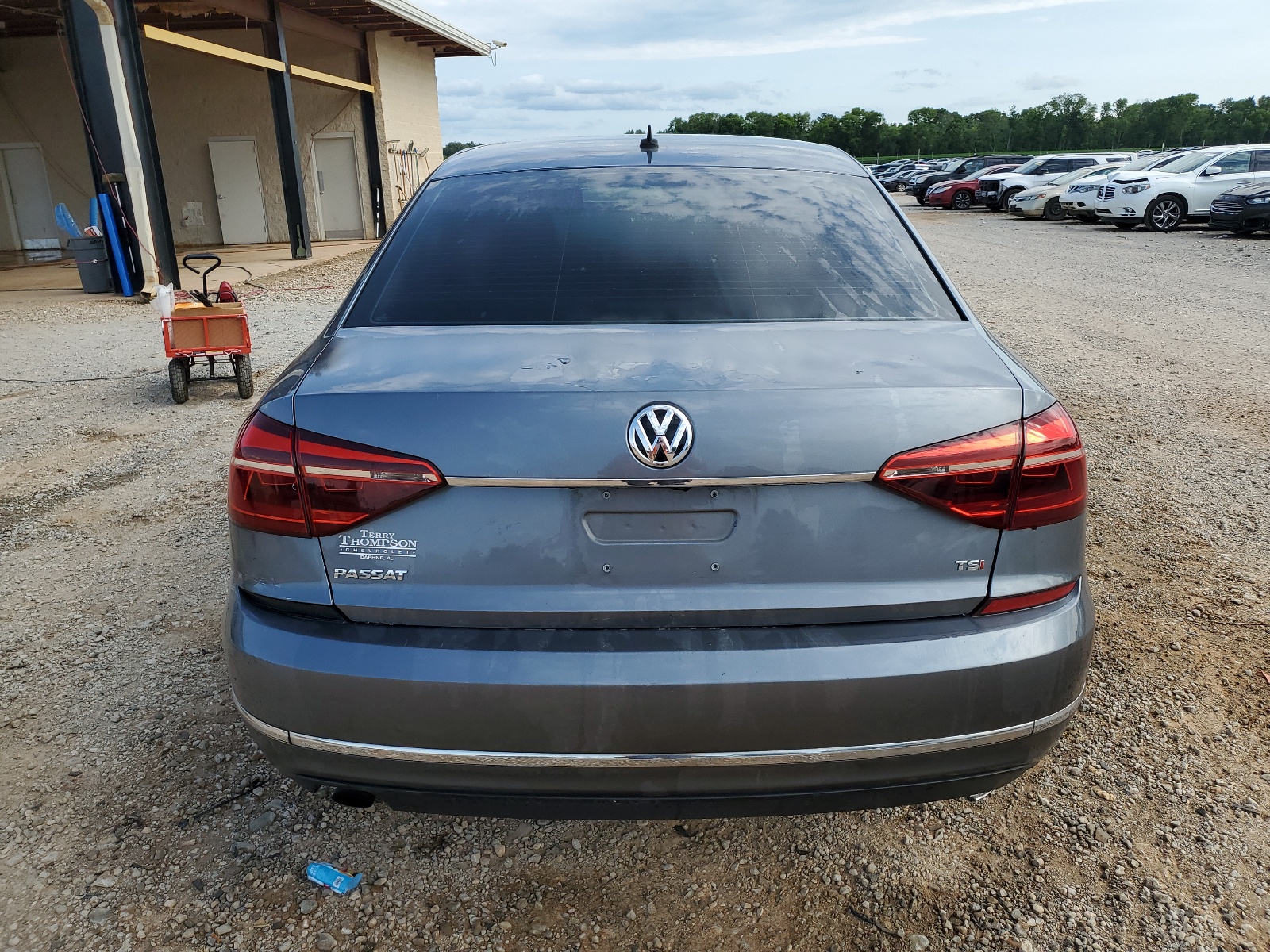 1VWAT7A39HC081441 2017 Volkswagen Passat S