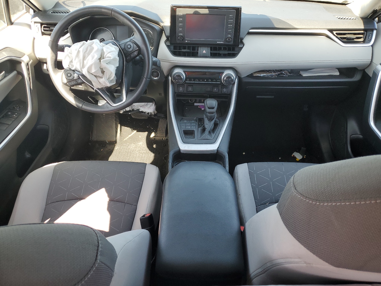 2T3P1RFV4MC237094 2021 Toyota Rav4 Xle