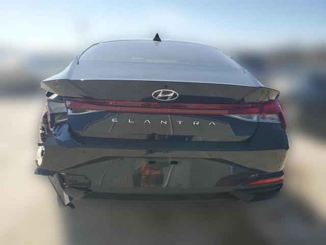  HYUNDAI ELANTRA 2023 Черный