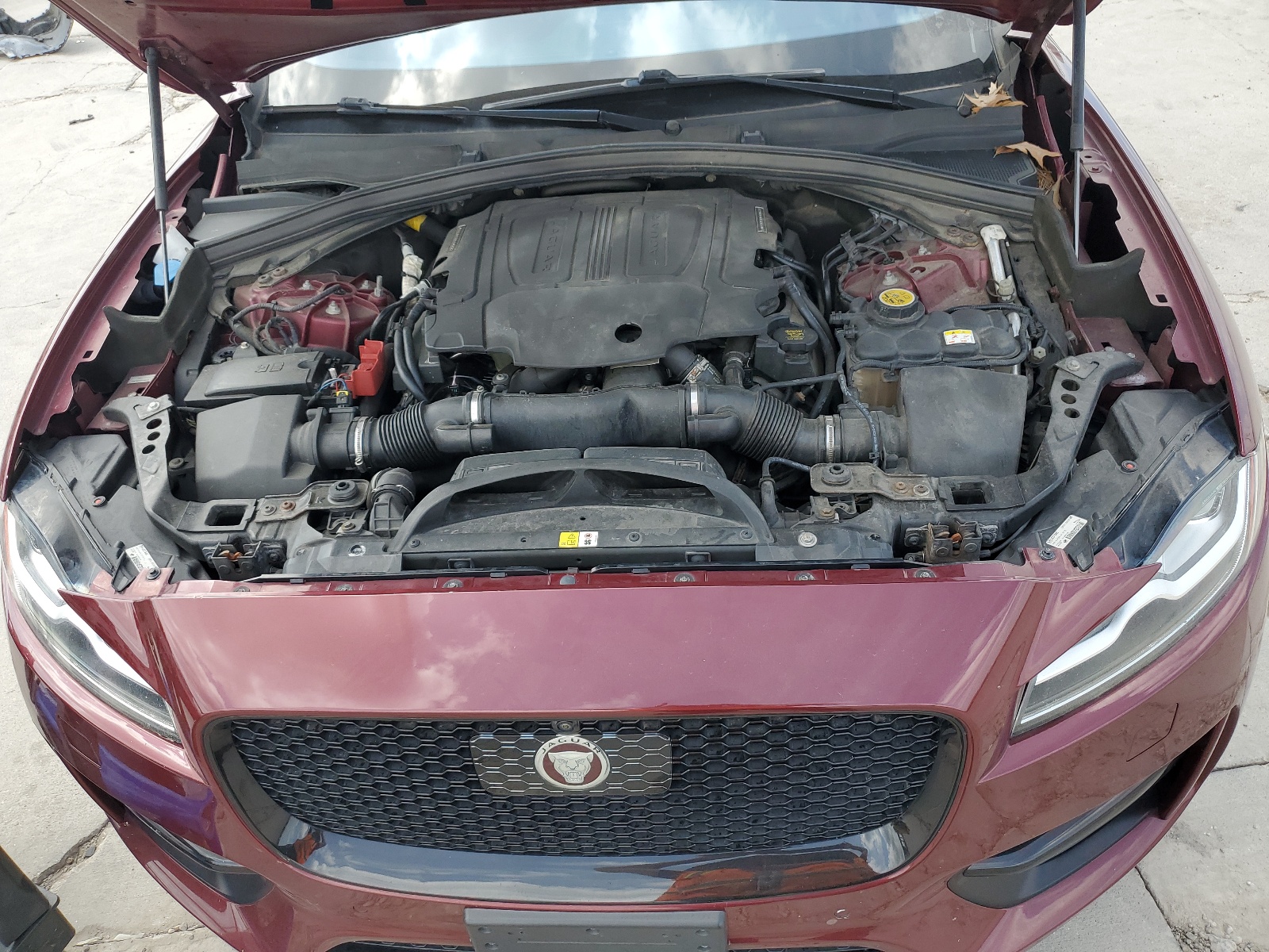 SADCL2BV3HA063449 2017 Jaguar F-Pace R - Sport