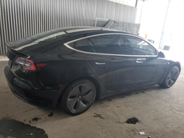  TESLA MODEL 3 2018 Чорний