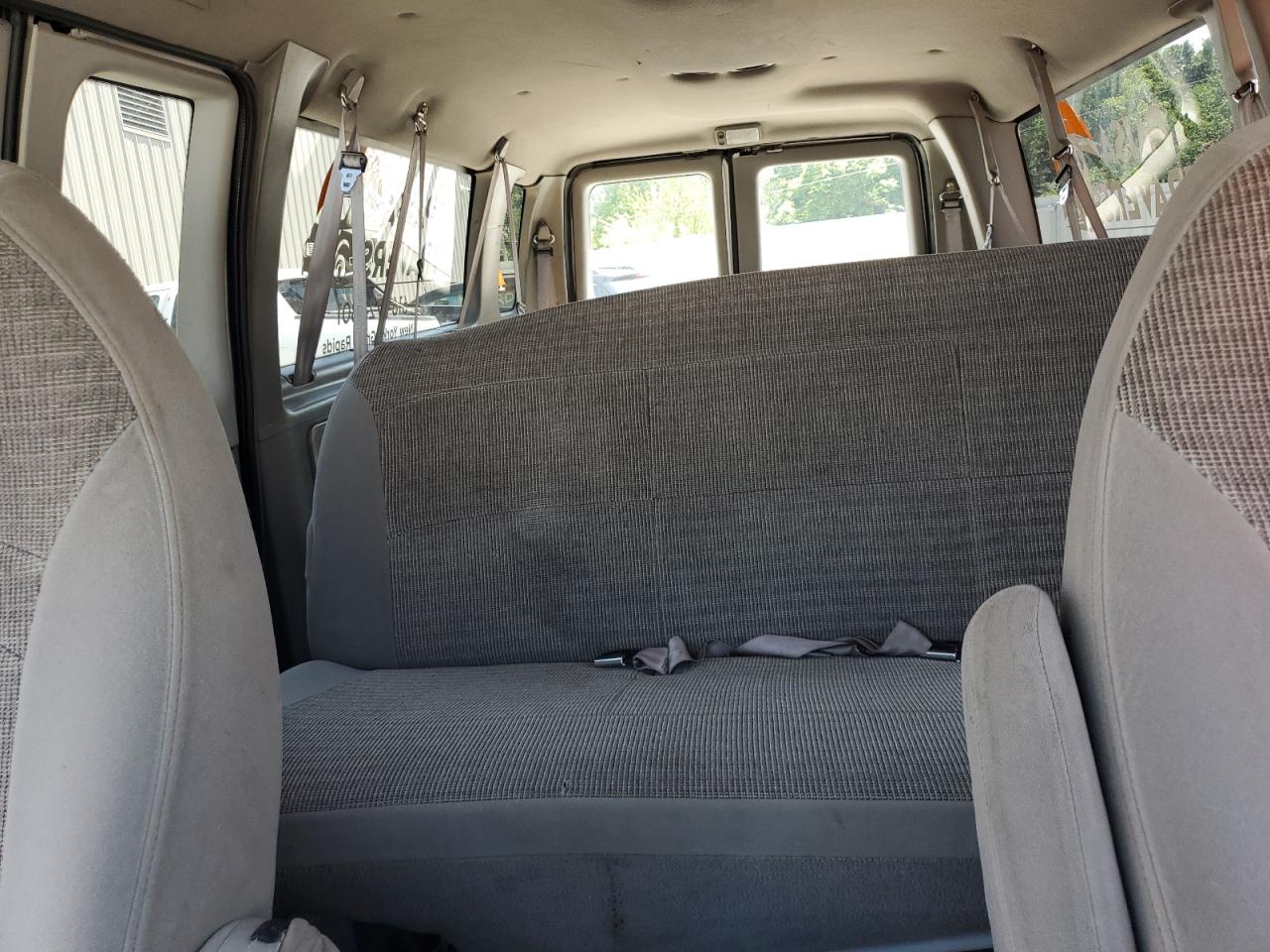 2001 Ford Econoline E350 Super Duty Wagon VIN: 1FBSS31F11HB22476 Lot: 59060074