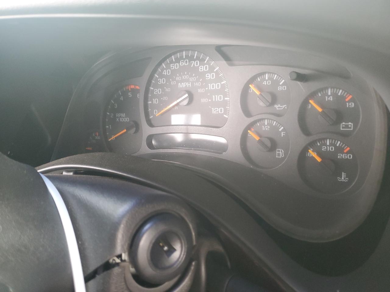 2003 GMC New Sierra C3500 VIN: 1GTJC33G53F100487 Lot: 59321184