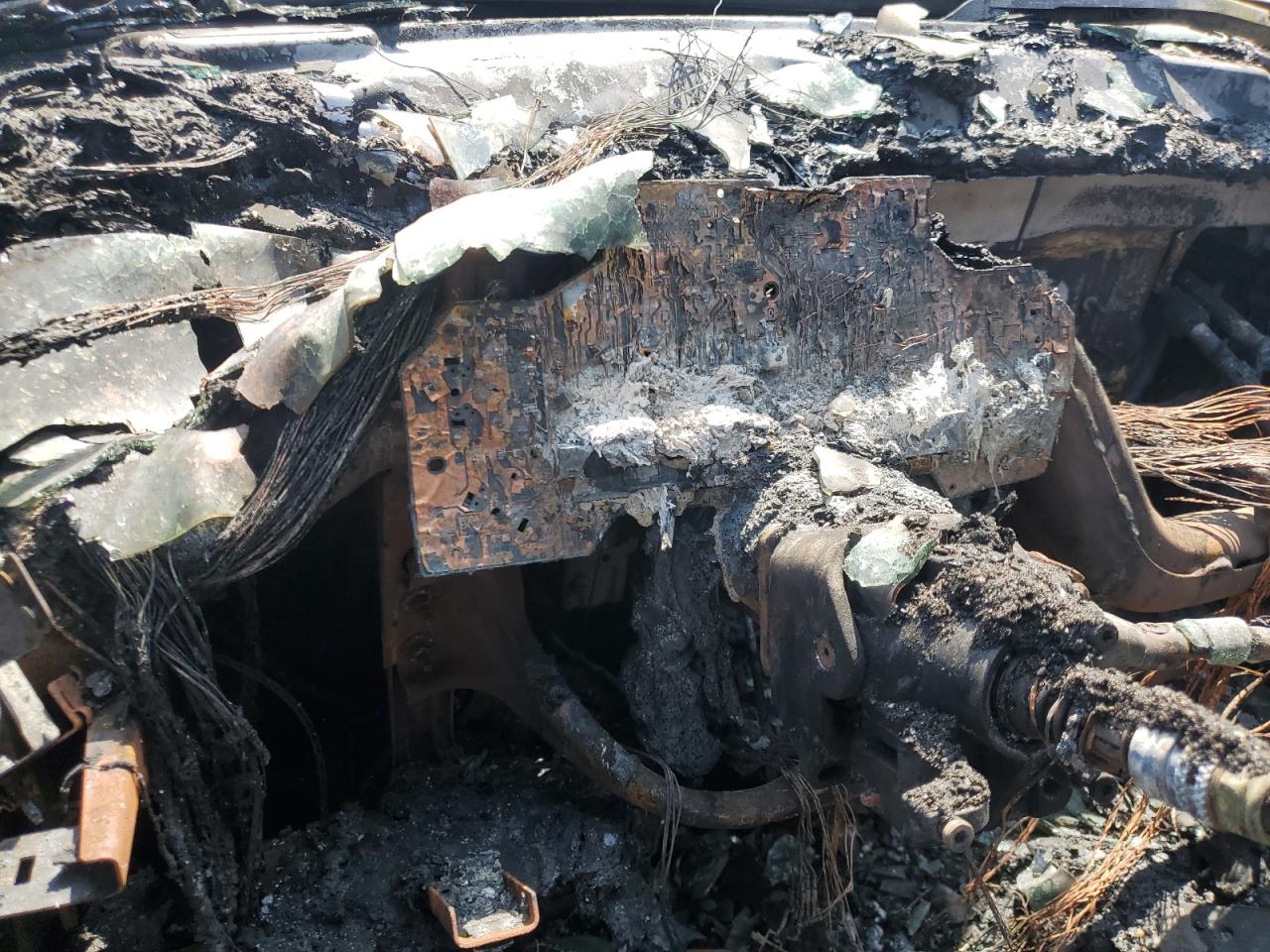 2008 GMC Sierra C1500 VIN: 1GTEC14X08Z215816 Lot: 58469274