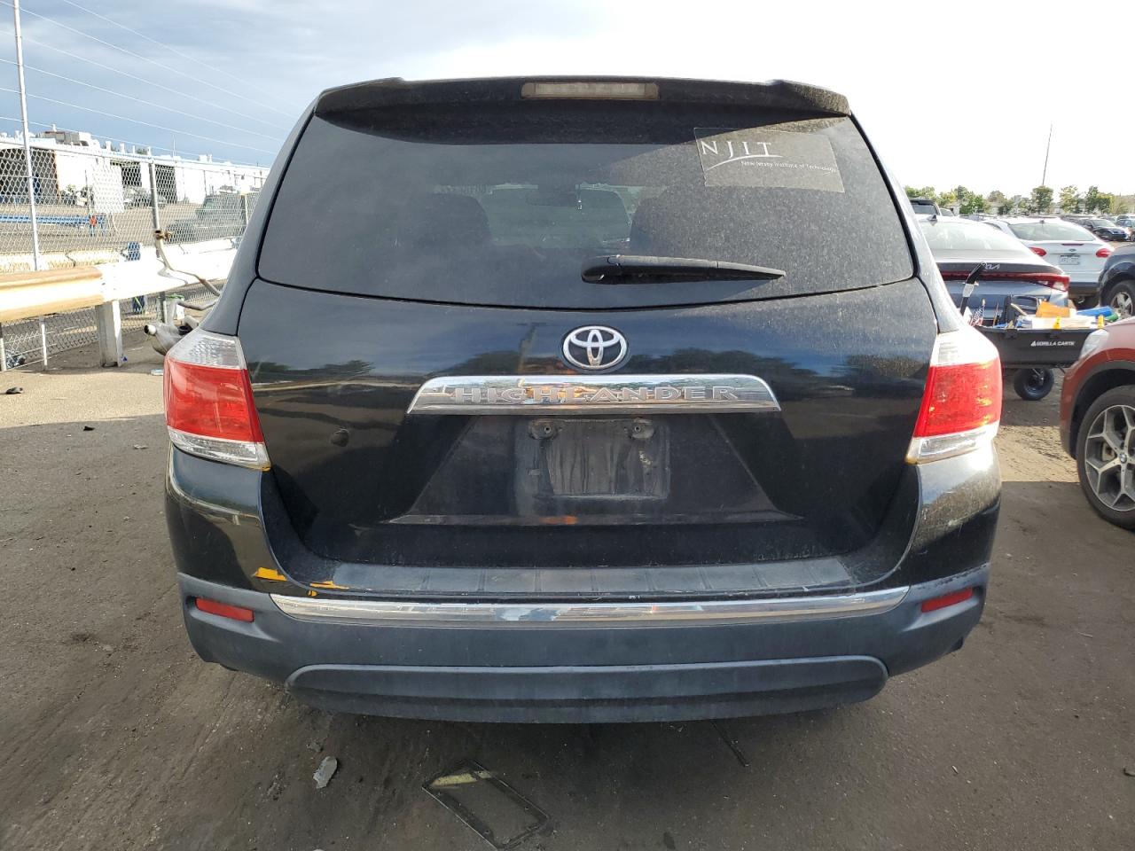 2011 Toyota Highlander Base VIN: 5TDZK3EH4BS048375 Lot: 60166444