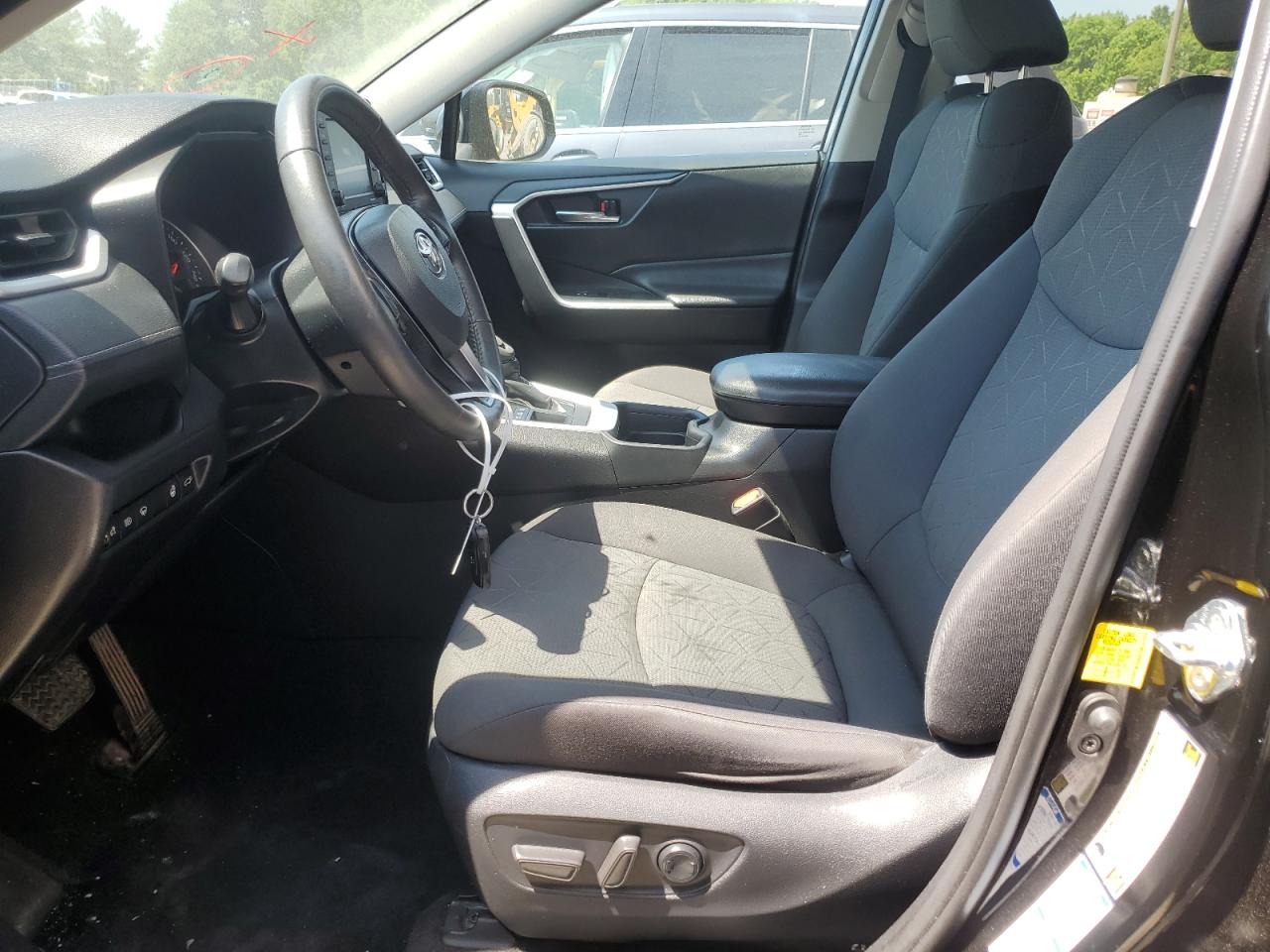 2020 Toyota RAV 4 - Image 7