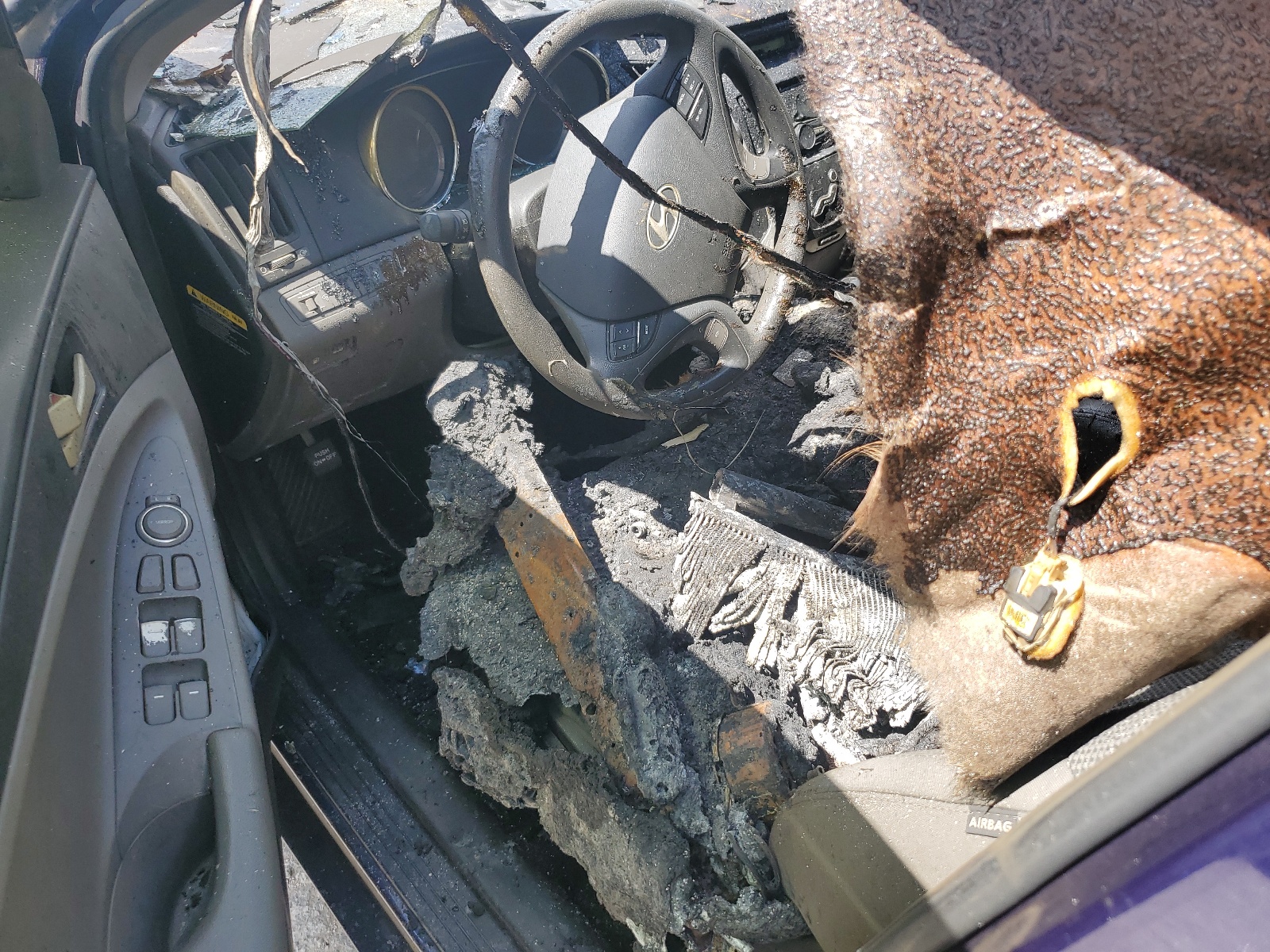 5NPEB4AC9CH369754 2012 Hyundai Sonata Gls