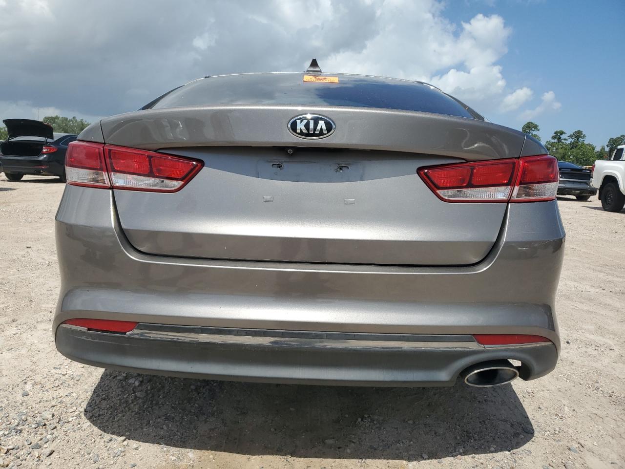 5XXGT4L3XGG094092 2016 Kia Optima Lx