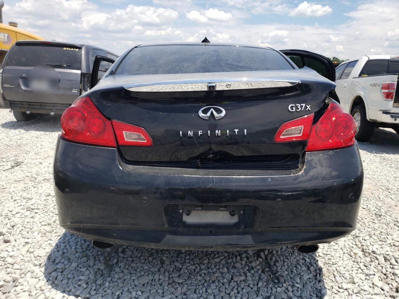 2013 Infiniti G - Image 6