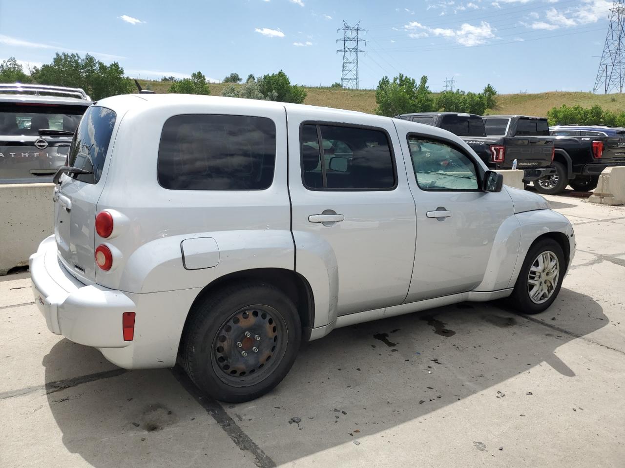 2010 Chevrolet HHR - Image 3