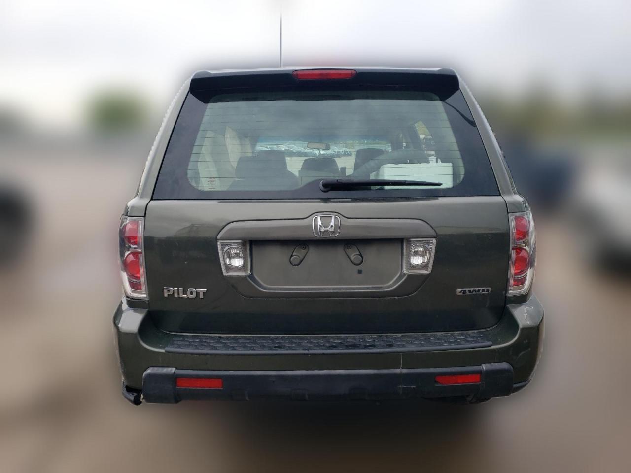 2006 Honda Pilot Lx VIN: 5FNYF18156B029590 Lot: 53355994