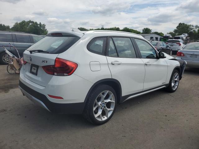 Кроссоверы BMW X1 2015 Белый