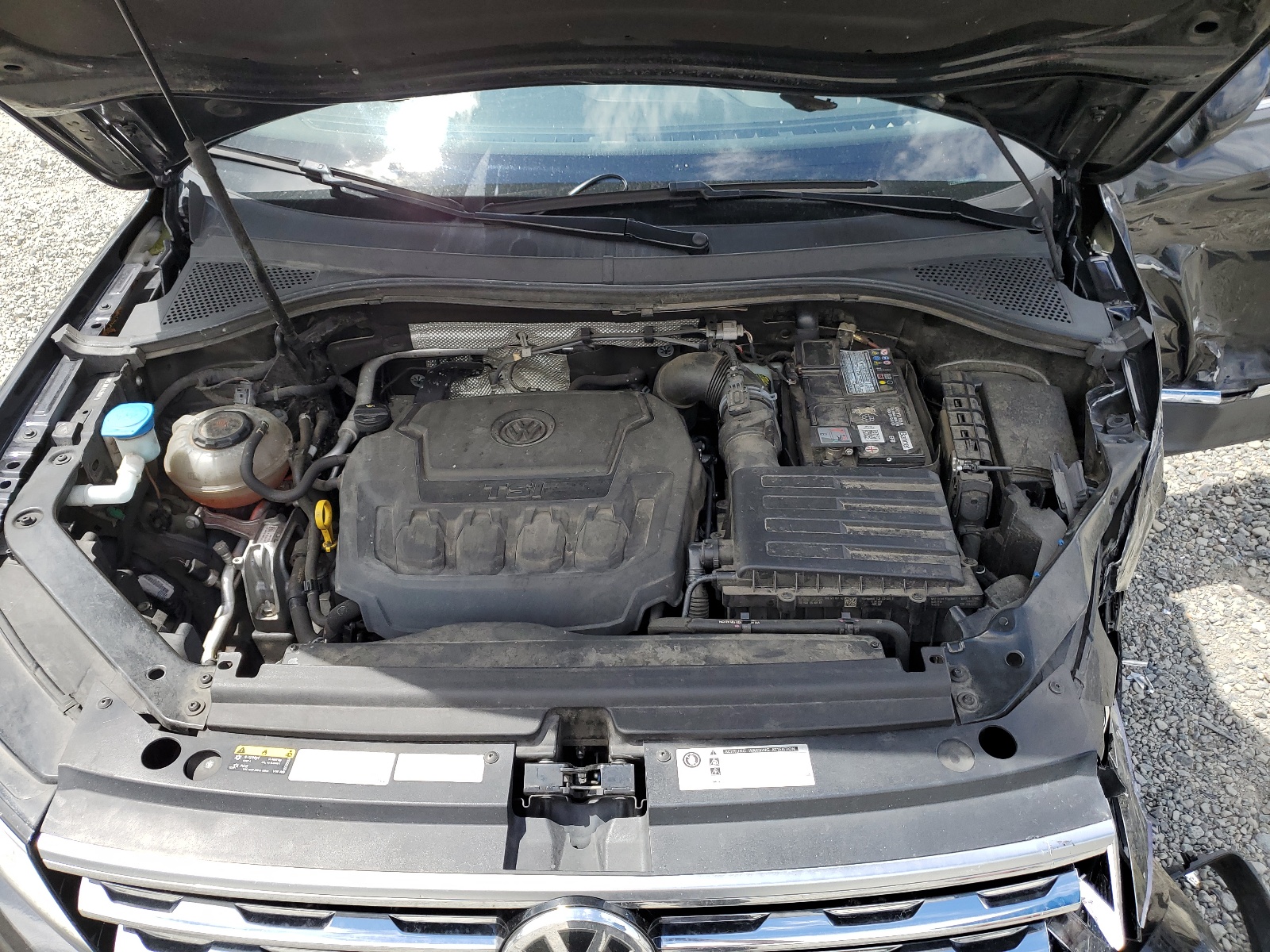 3VV2B7AX5JM148071 2018 Volkswagen Tiguan Se