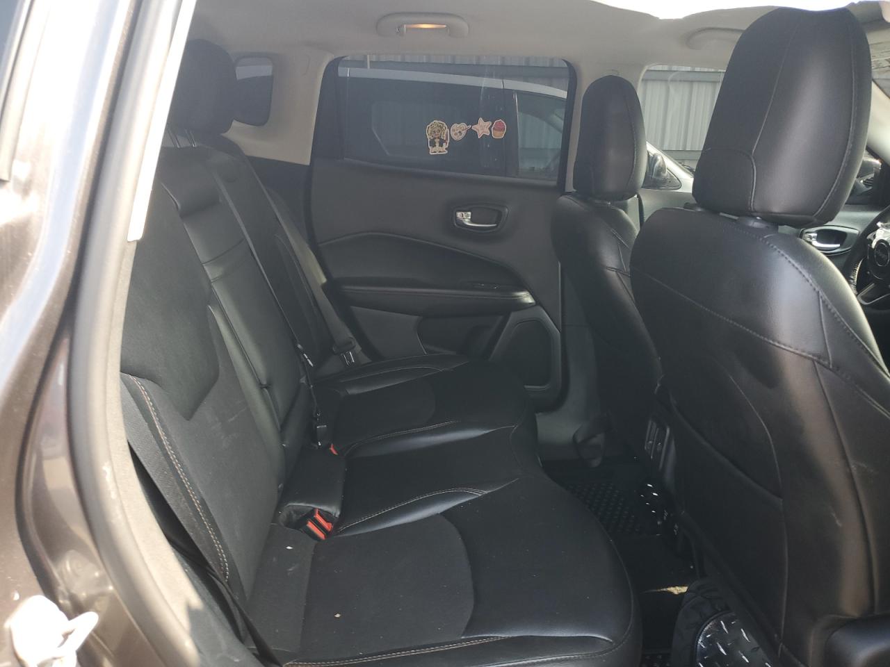 2019 Jeep Compass Latitude VIN: 3C4NJDBB5KT595460 Lot: 81196675