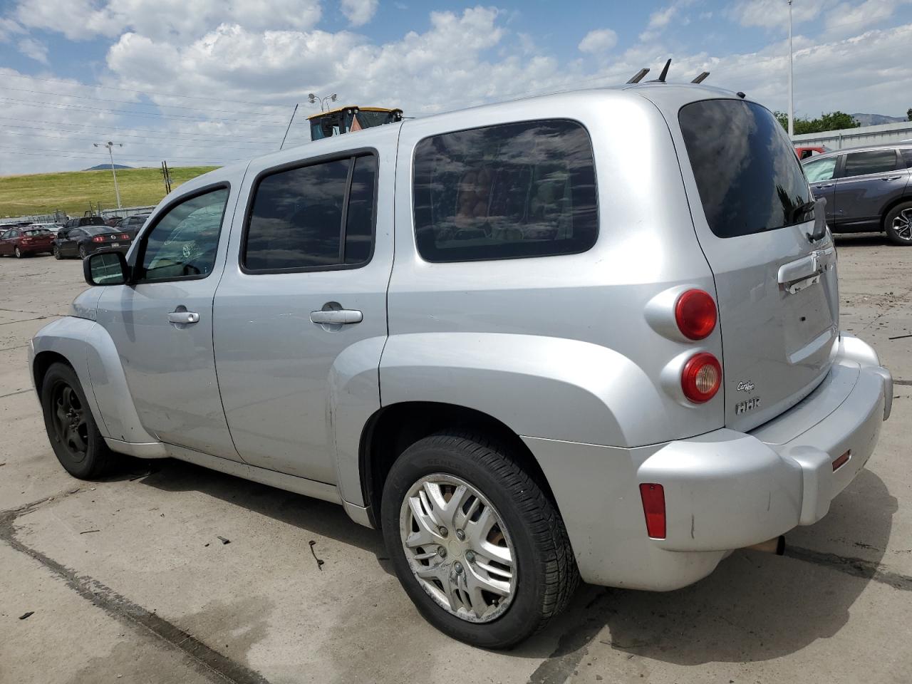 2010 Chevrolet HHR - Image 2