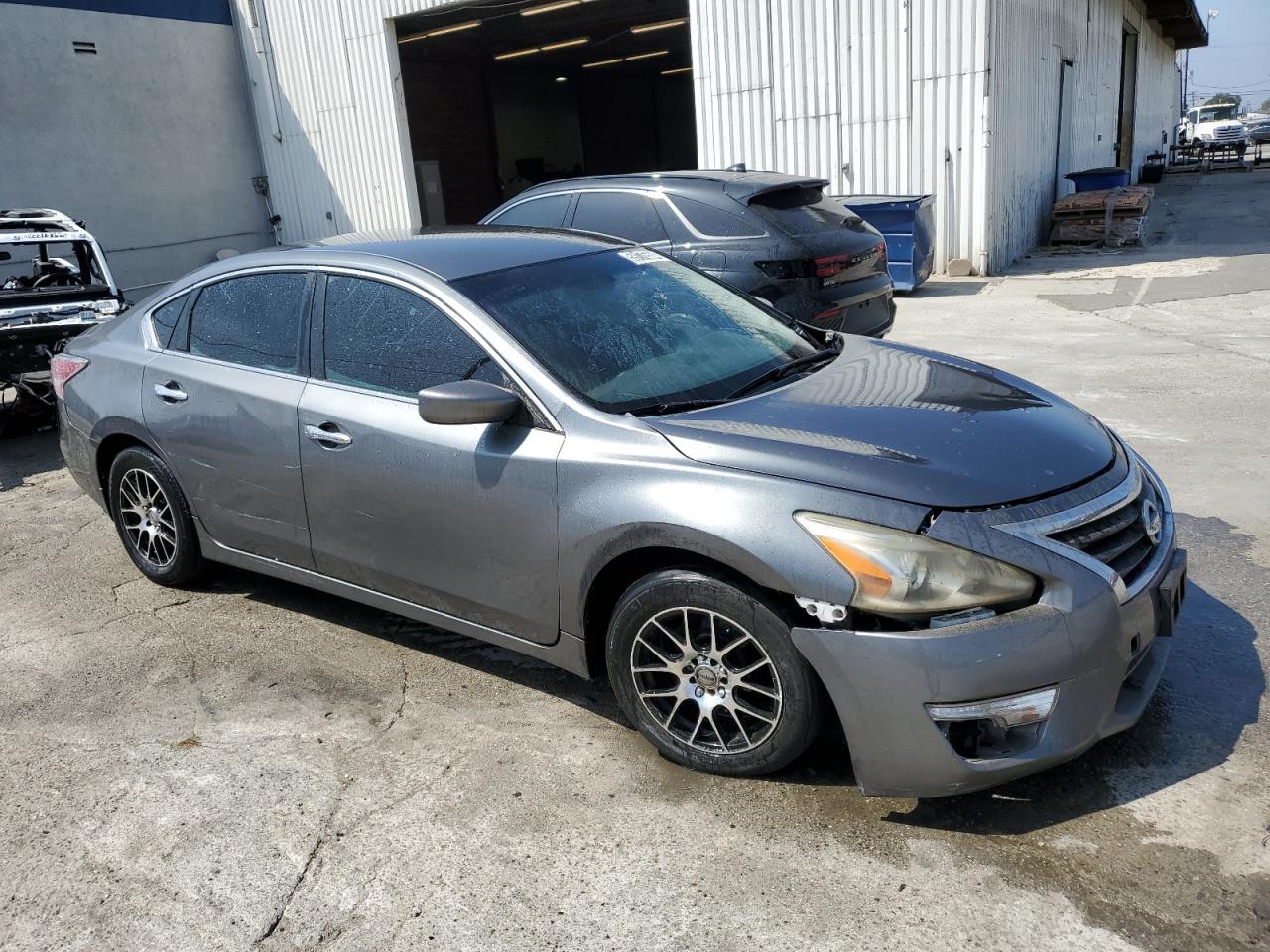 VIN 1N4AL3AP3EC163827 2014 NISSAN ALTIMA no.4