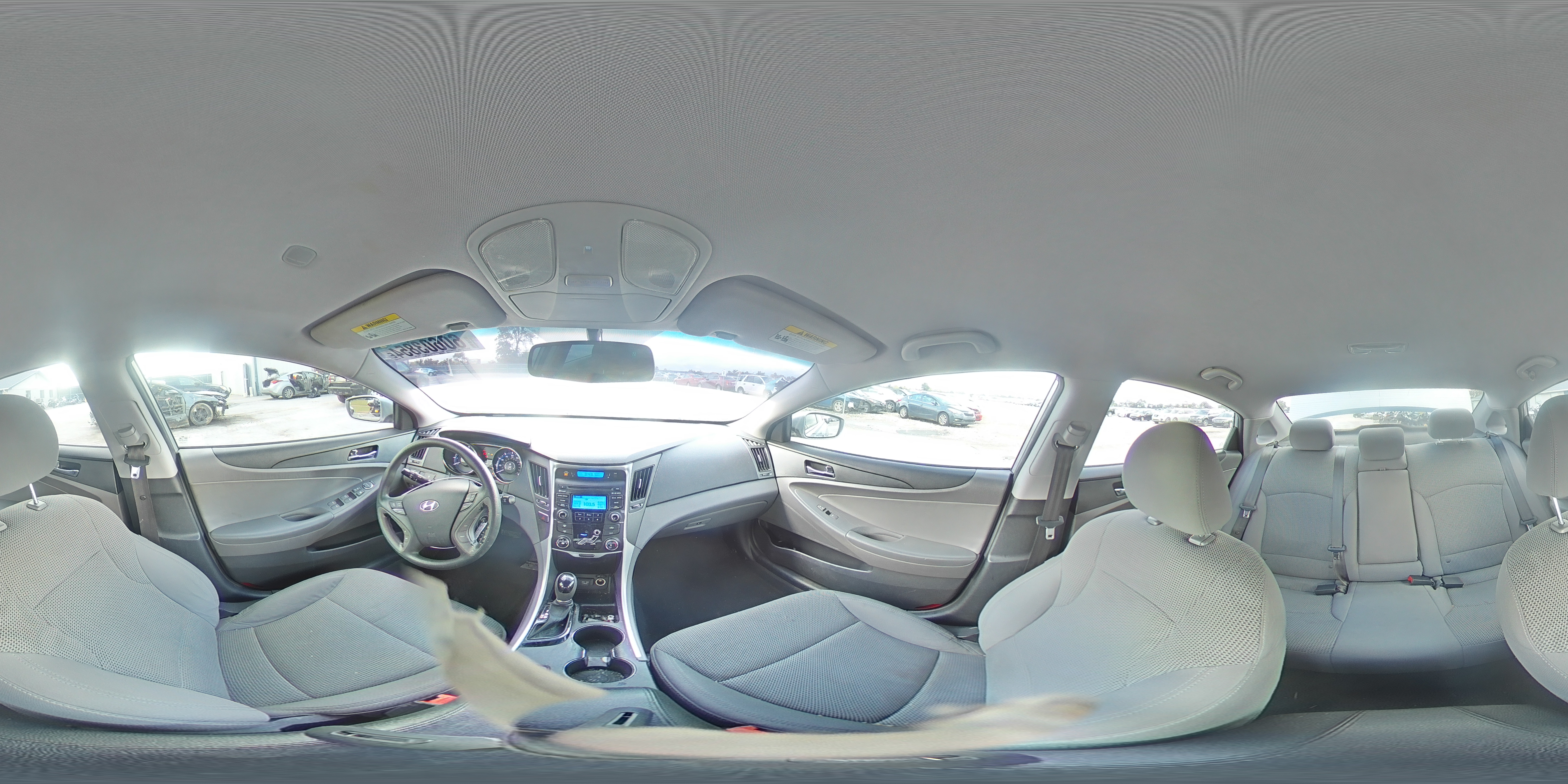2013 Hyundai Sonata - Image 12