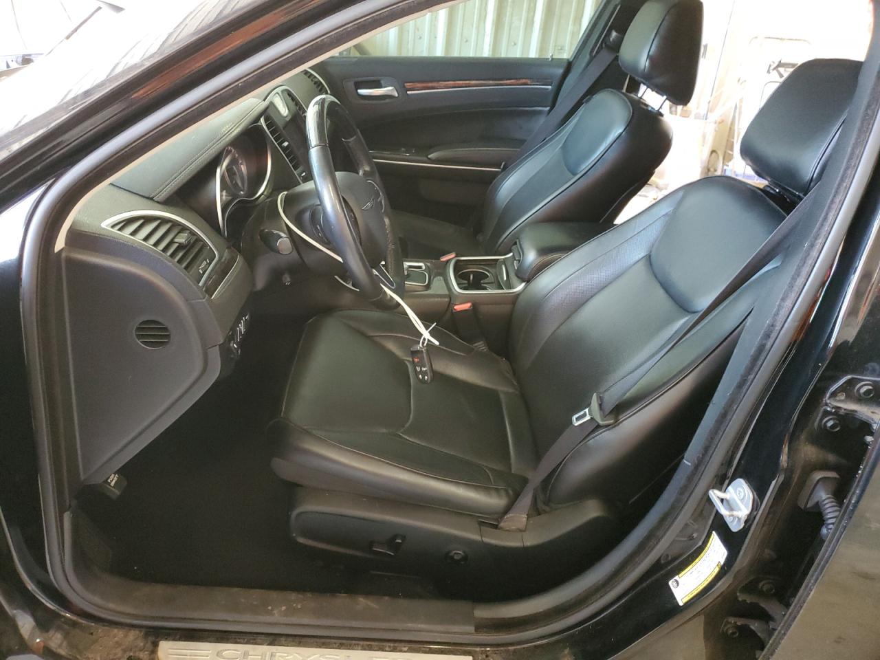 2019 Chrysler 300 Limited VIN: 2C3CCAEG1KH698086 Lot: 58133794