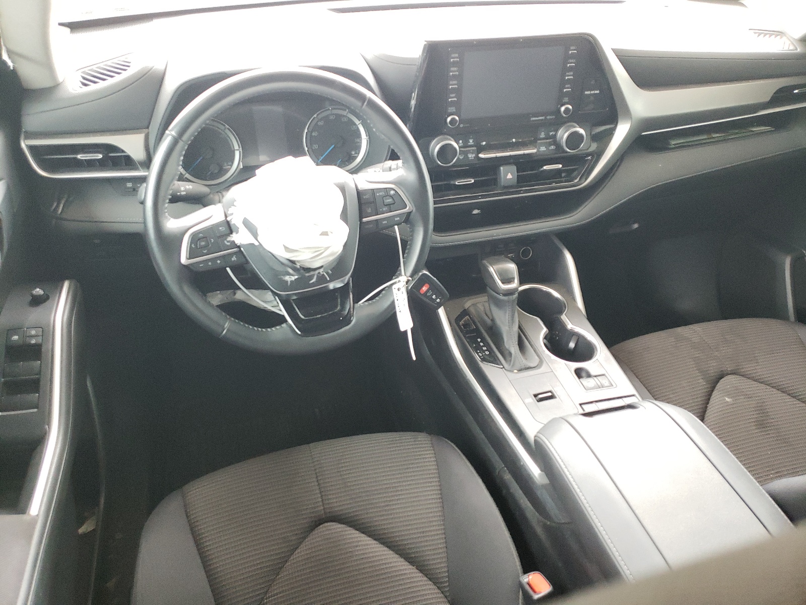 5TDBBRCH3MS528577 2021 Toyota Highlander Hybrid Le