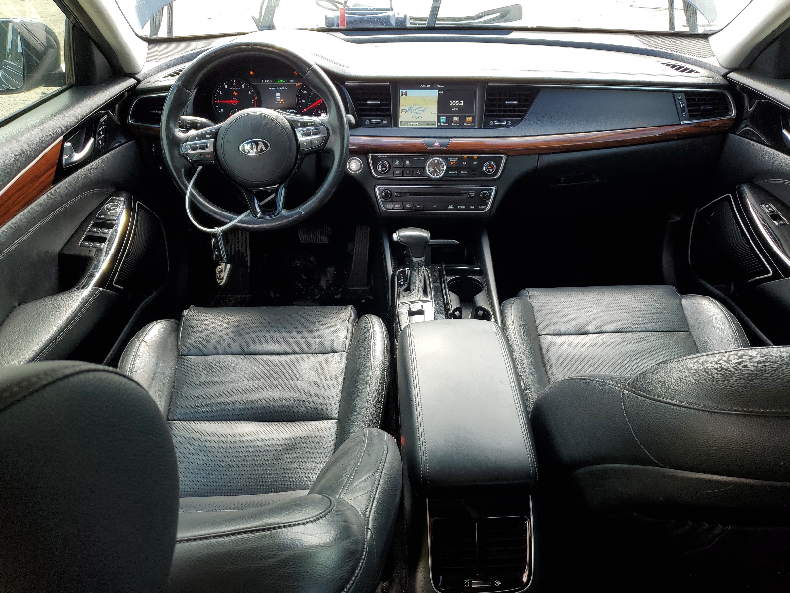 KNALC4J10H5073609 2017 Kia Cadenza Premium