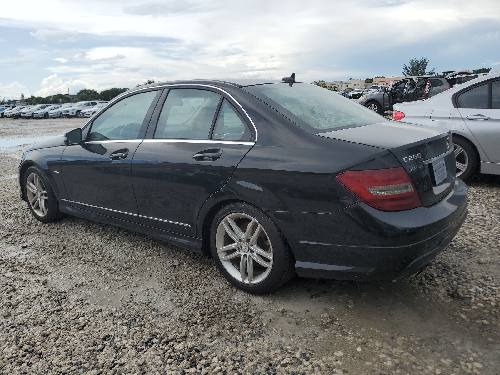 2012 Mercedes-Benz C 250 vin: WDDGF4HB9CA629321