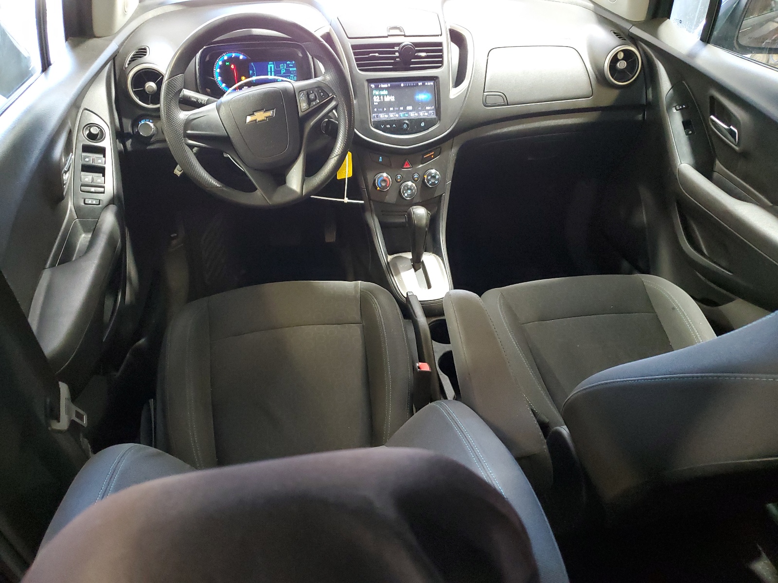 3GNCJNSB9GL266532 2016 Chevrolet Trax Ls