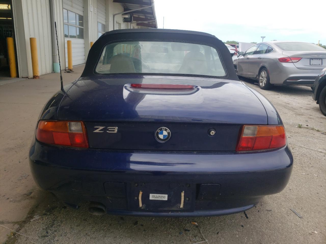 4USCH7321TLB73909 1996 BMW Z3 1.9