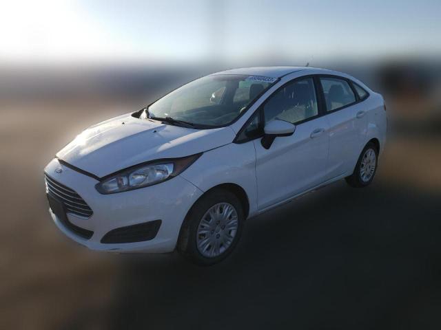  FORD FIESTA 2016 Белый